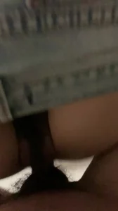 来看狗的妹妹被推倒挨操