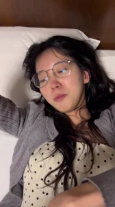 清纯学生妹开学第1个星期就被我操了逼嫩紧致还嫌我的鸡巴大