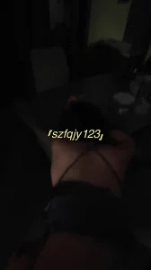 在家里客厅做一次酣畅淋漓的饭，真希望被对面看到